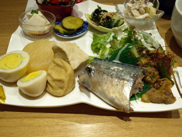Cafe&Dining AZITO その8 (和定食)_d0153062_21240939.jpg