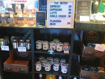西貢の青森カスタードアップルパイと、オランダのチーズと☆Apple Pies and Dutch Cheese in Sai Kung_f0371533_20013637.jpg