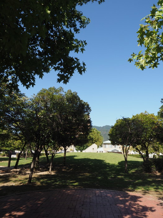 佐伯区民文化センター&五日市中央公園_c0116915_23580471.jpg
