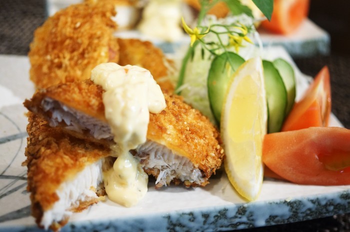 晩ご飯のおかず 一工夫のブリフライと ついでに菜園掘り 安納芋のフライ 料理と趣味の部屋