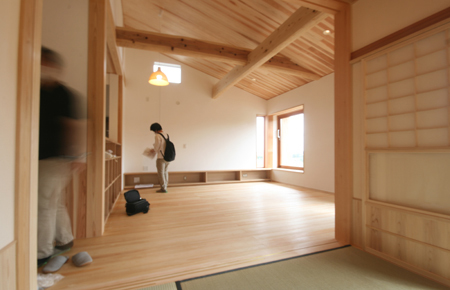 緑と景色を楽しむ自然素材の平屋の家 完成見学会_e0134452_12350777.jpg