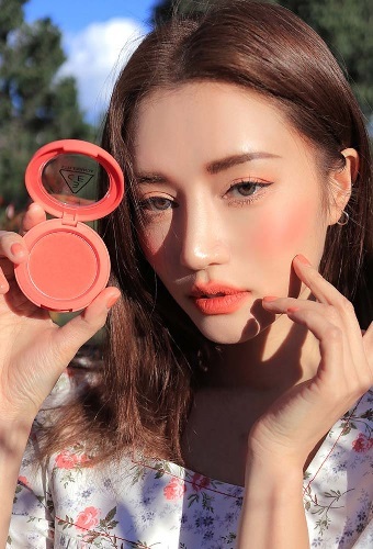 韓国のファン ビンビン 韓国ギャルでハーフ顔美人 インフルエンサーで大人気韓国ブランドの看板モデル パク ソラ スタイルナンダ 創始者は億万長者 整形前 彼氏 韓国芸能人の紹介 整形 ｔｏｐ