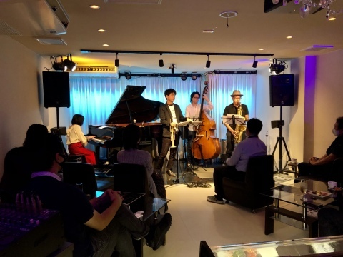 広島　ジャズライブカミンJazzlive Comin 10月のスケジュール_b0115606_01150521.jpeg