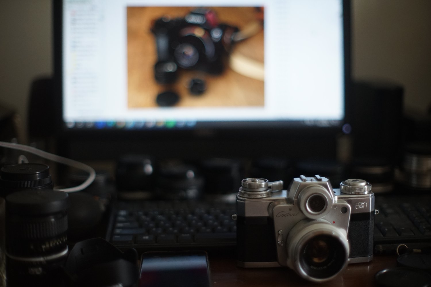 旧ニッコール 55mm F1.2 で 暗い写真を_b0069128_11023339.jpg