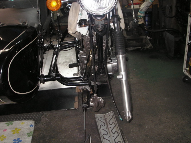 YAMAHA  SR400+ウラルサイドカー_e0218639_10063205.jpg