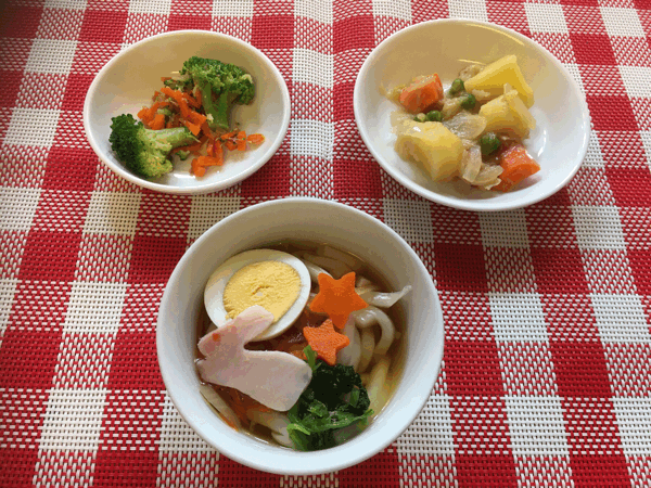 10/1の給食　お月見献立でした♪_c0293682_19061197.gif
