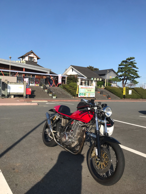 私的ブログ…久々なんで二部構成なブログで^_^…編。_d0132688_17470924.jpg