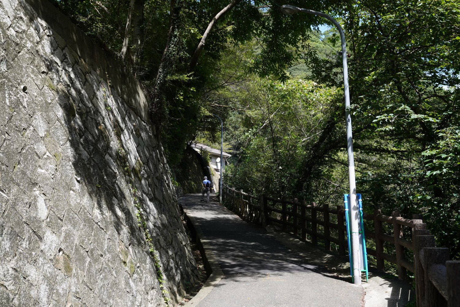 【布引の滝ハイキング】 重要文化財・布引水源地水道施設を見学しつつ 歩いて新神戸〜五本松ダム 1_b0212342_08202736.jpg