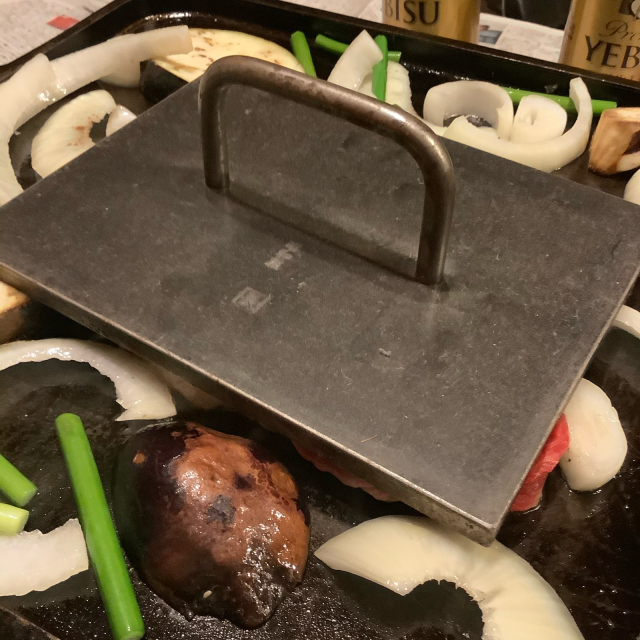 鉄板生活今日は牛を焼く。_a0334793_03535423.jpg