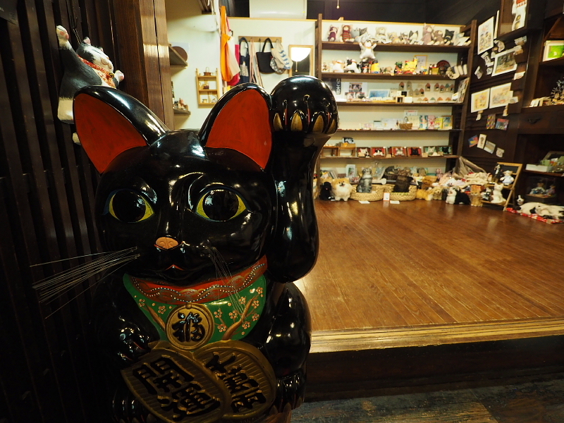 【Photo日記】猫猫寺(にゃんにゃんじ)&プリンにゃらモード ~京都旅②_b0008655_13455650.jpg