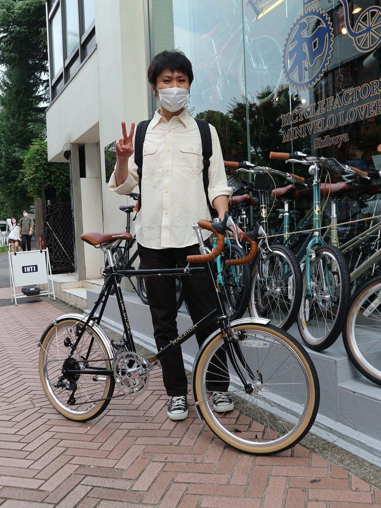 10月4日　渋谷　原宿　の自転車屋　FLAME bike前です_e0188759_19245535.jpg