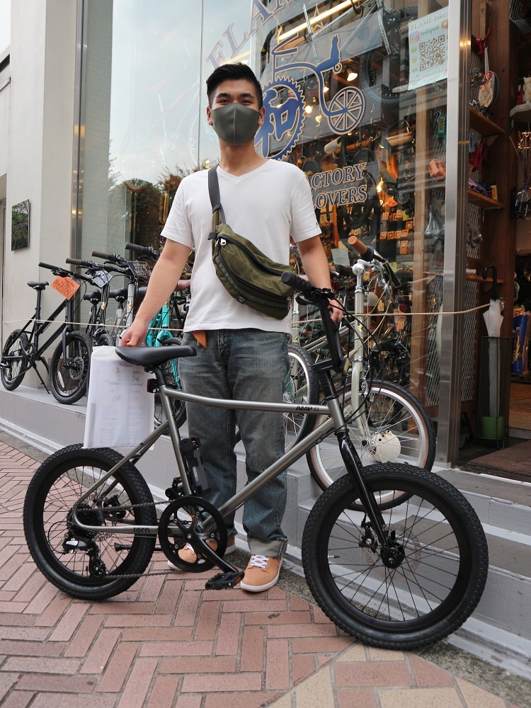 10月4日　渋谷　原宿　の自転車屋　FLAME bike前です_e0188759_19250012.jpg
