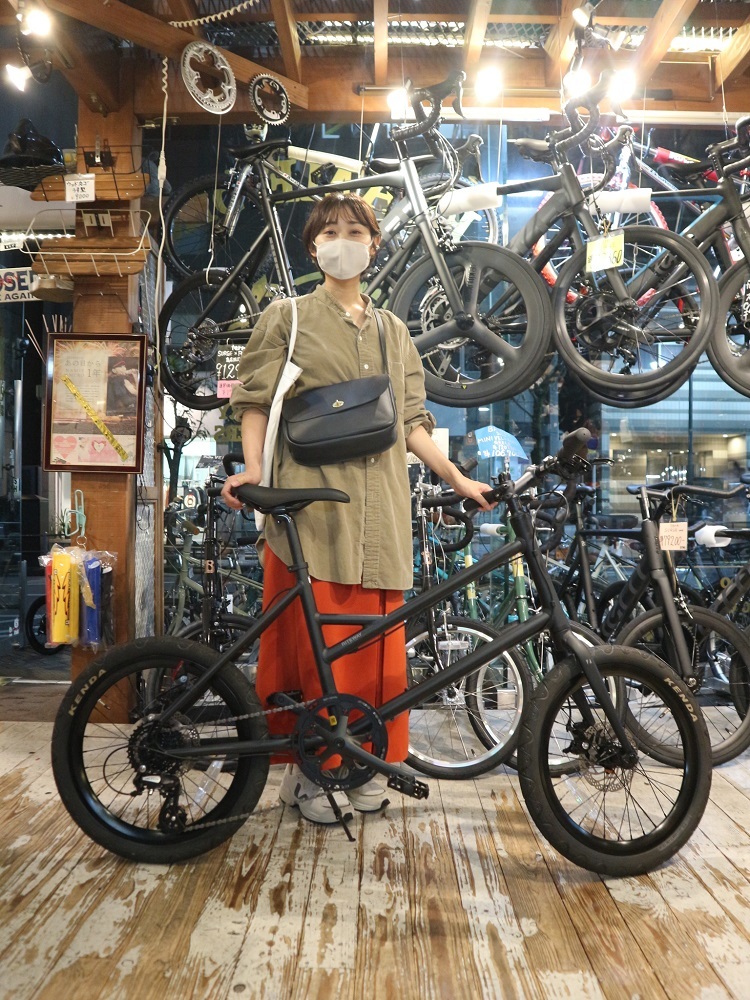 10月4日　渋谷　原宿　の自転車屋　FLAME bike前です_e0188759_19250127.jpg