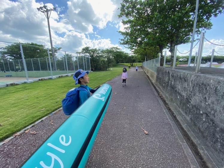 青空ようちえん〔週末〕秋の海辺あそび（10/3）夏から秋へ涼しい風のなかでの海はどんなことが楽しい？親子で１日いろいろな海の遊びを見つけよう！　#中城村_d0363878_17284388.jpg