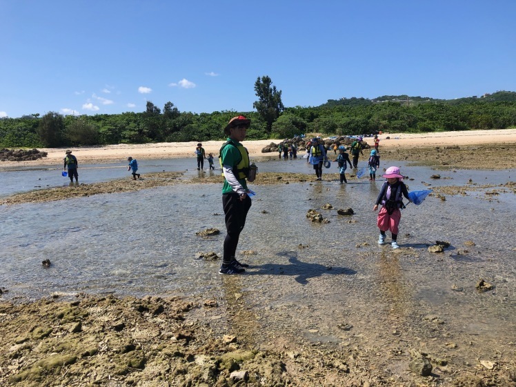 青空ようちえん〔週末〕秋の海辺あそび（10/3）夏から秋へ涼しい風のなかでの海はどんなことが楽しい？親子で１日いろいろな海の遊びを見つけよう！　#中城村_d0363878_17463681.jpg