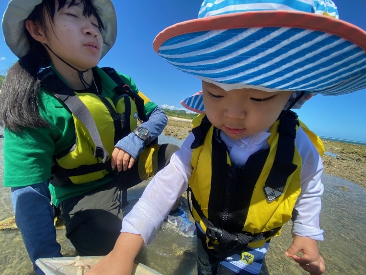 青空ようちえん〔週末〕秋の海辺あそび（10/3）夏から秋へ涼しい風のなかでの海はどんなことが楽しい？親子で１日いろいろな海の遊びを見つけよう！　#中城村_d0363878_17483689.jpg