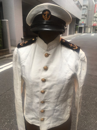 海軍兵学校生徒二種夏用上衣・短ジャケット。_a0154482_19330227.jpg