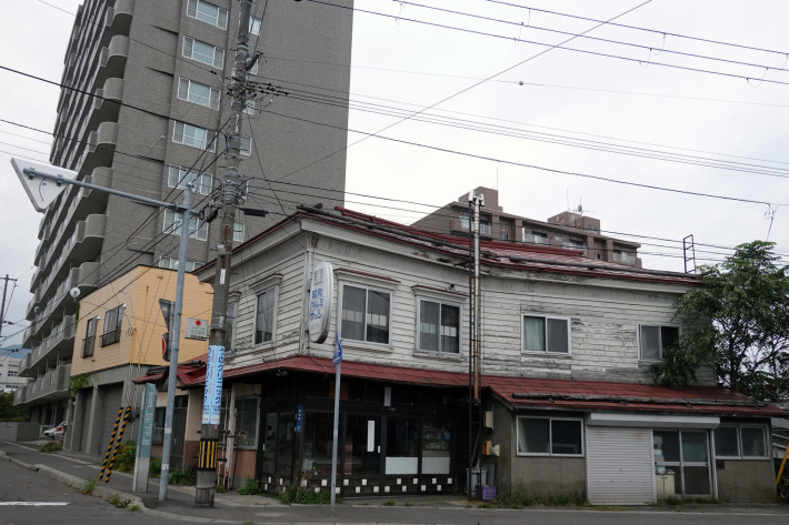小樽の歴史的建造物 と 歴史を感じさせる建築物_f0117059_19433998.jpg
