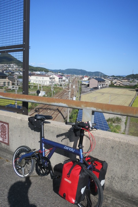 バーディーでソロキャン&讃岐うどんサイクリング_c0132901_19191734.jpg