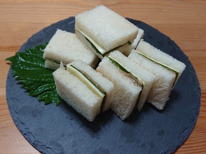 ちょっとした軽食やおつまみにも 大葉のサンドイッチ Candy Sarry 2 ちょっとした軽食やおつまみにも 大葉のサンドイッチ Candy Sarry 2