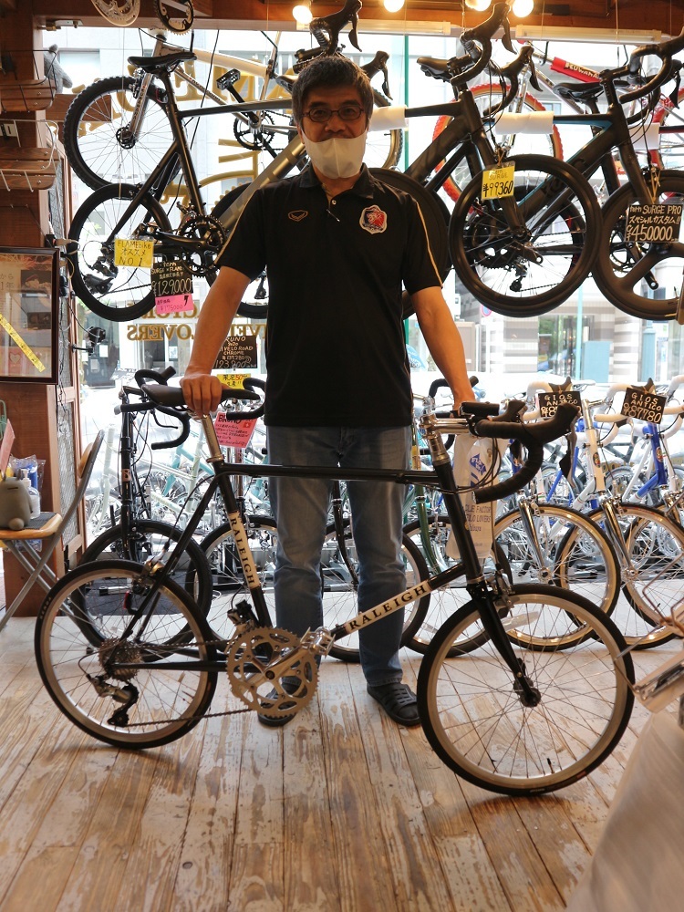 10月8日 渋谷 原宿 の自転車屋 FLAME bike前です_e0188759_19035083.jpg