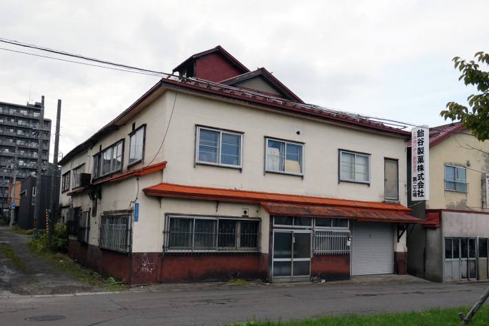北海道最古の鉄路 旧手宮線跡 と 小樽市総合博物館 _f0117059_17194806.jpg