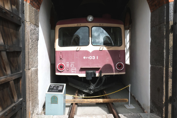 北海道最古の鉄路 旧手宮線跡 と 小樽市総合博物館 _f0117059_17231219.jpg