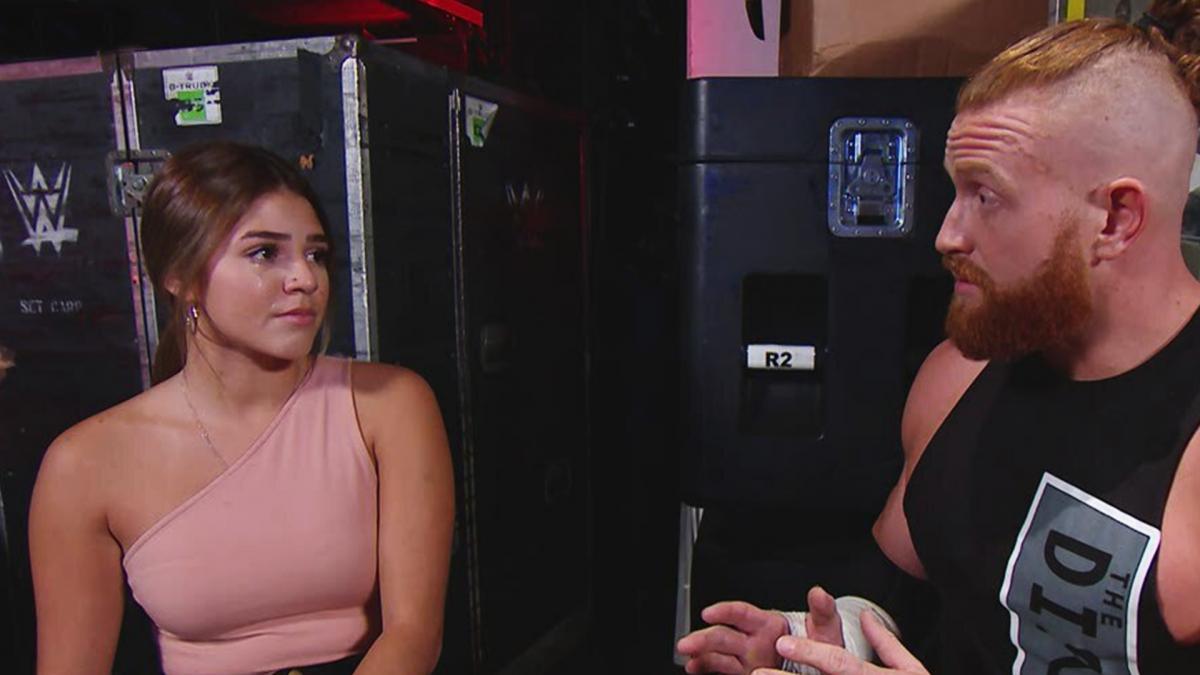 Wweがマーフィーとアーリヤ ミステリオの結婚式セグメントを計画している Wwe Live Headlines Wweがマーフィーとアーリヤ ミステリオの結婚式セグメントを計画している Wwe Live Headlines