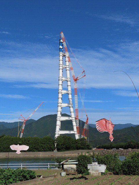 火力煙突の解体工事(撮影:10月6日)_e0321325_15105679.jpg