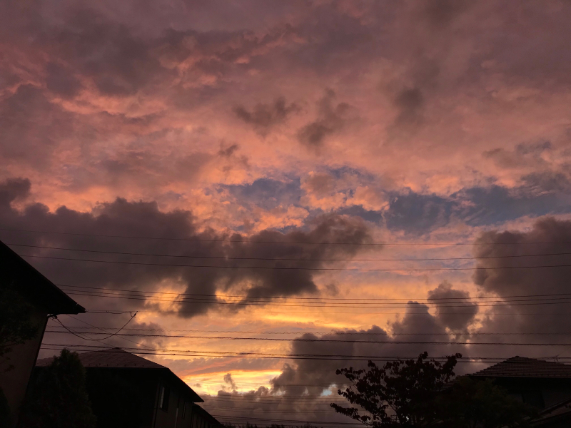 重なる雲の夕暮れ Azukki的 重なる雲の夕暮れ Azukki的