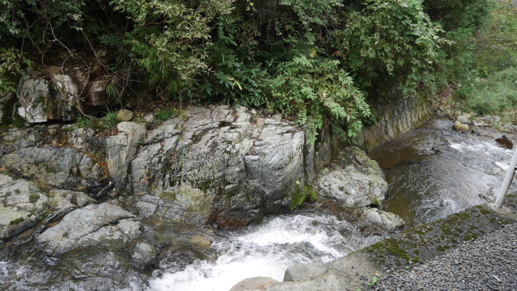 もとは旅館だった秘湯-庄原市・高尾の湯_a0385880_14165562.jpg