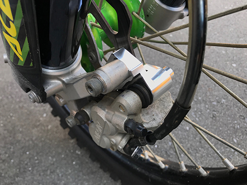 BRAKING(ブレーキング)270mm リプレースメントブラケット(KX125)_a0170631_18535700.jpg