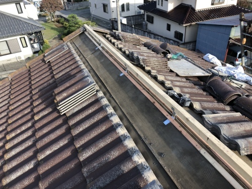 南アルプス市　ブラウンの屋根_b0242734_22162214.jpeg