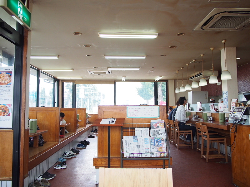 【珍來研究①】松ちん?ちん松? ~手打ちラーメン珍來 つくば松代店@茨城県で大定番「チャーハンと餃子」をいただく_b0008655_19460078.jpg