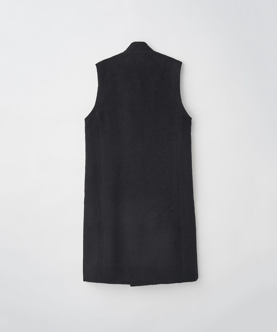 JUHA : SHAGGY SLEEVELESS COAT : BIRTH DAY