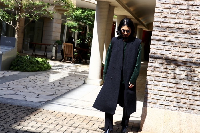 JUHA : SHAGGY SLEEVELESS COAT : BIRTH DAY