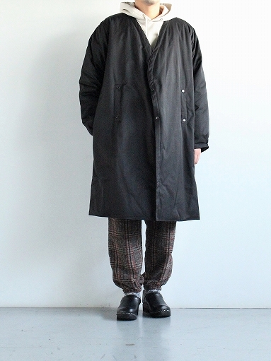 サウスツー　ダウン　South2 West8 V Neck Down Coat