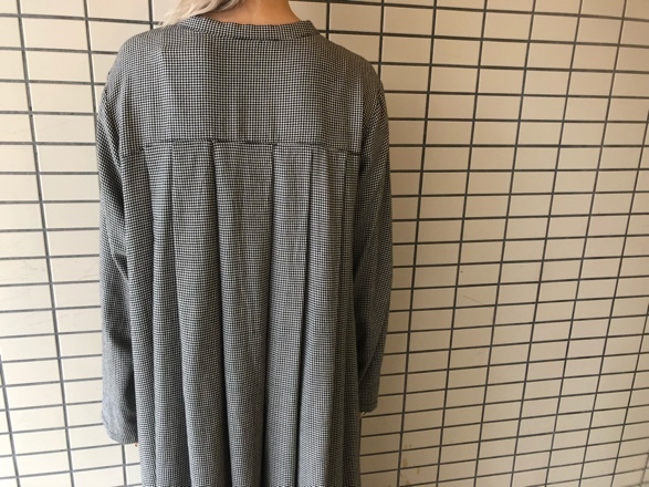 yuniコットン/ウール千鳥柄マオカラーバックタックワンピース yuni◇千鳥柄マオカラーバックタックワンピース◇ : ＝ココリーネブログ=