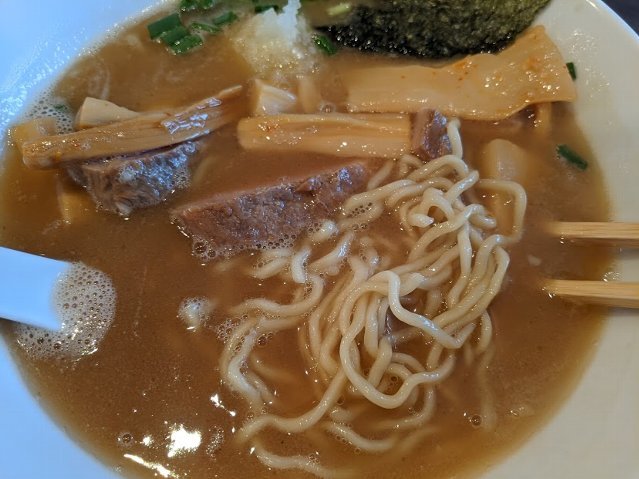 しょうゆ＋メンマ＋ライス 麺や麗 30回目（千歳市高台4:2020年114杯目）_f0397261_06453110.jpg