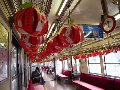 弘南鉄道大鰐線「古津軽のりんご畑鉄道ラッピング電車」出発進行!!_d0131668_16530097.jpg