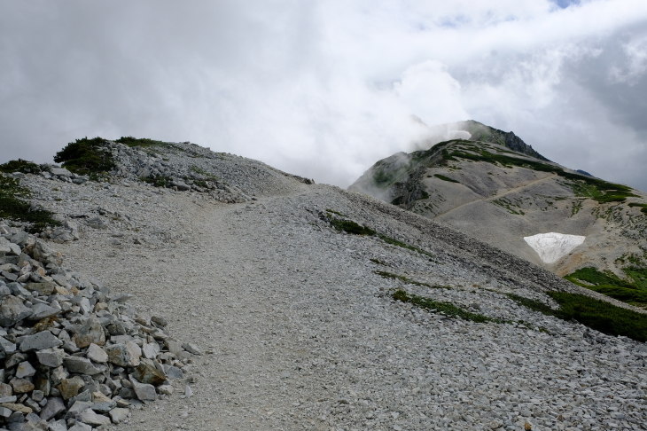 2020 夏休み一人登山 白馬三山、唐松岳_e0000910_09062490.jpg