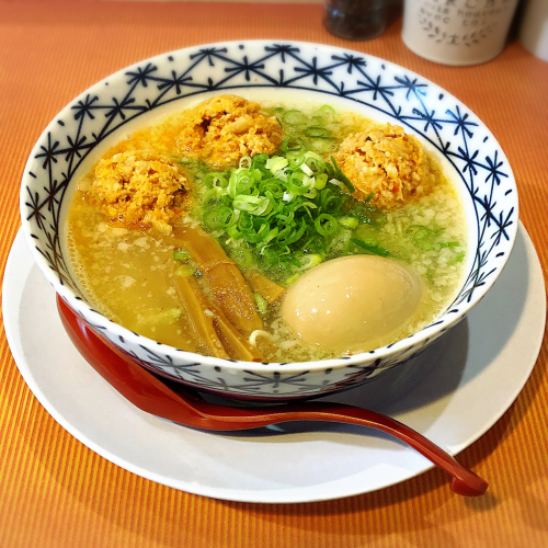 御麺 麦(おんめん ばく)_e0292546_07434333.jpg