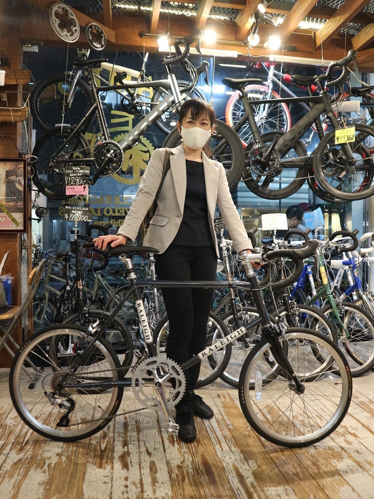 10月13日　渋谷　原宿　の自転車屋　FLAME bike前です_e0188759_18351241.jpg