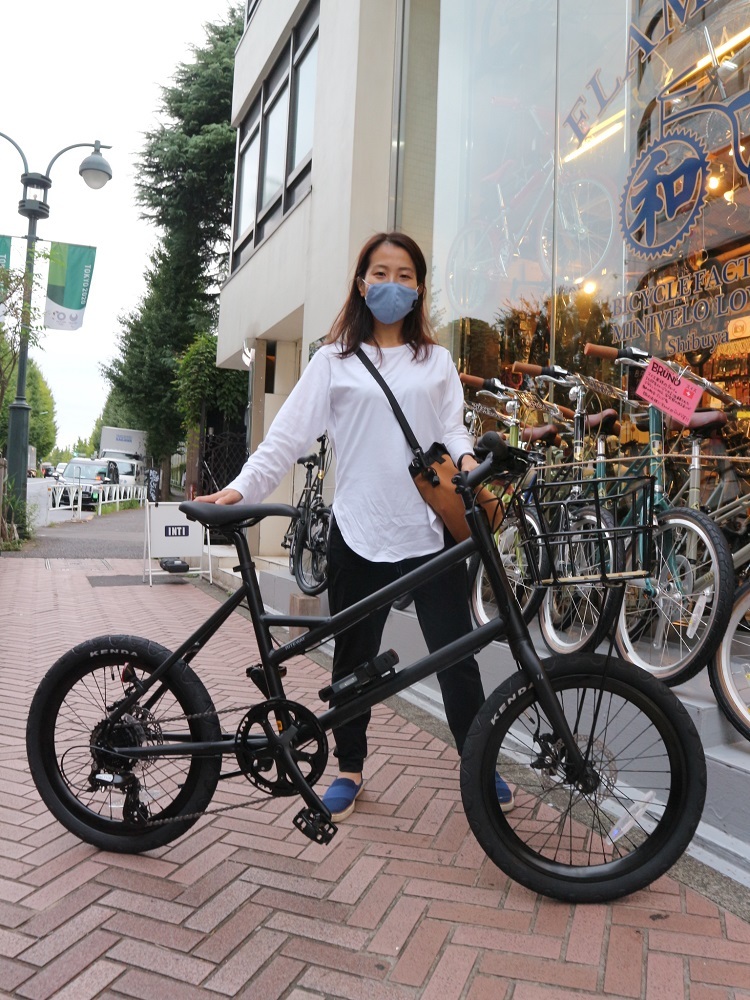 10月14日 渋谷 原宿 の自転車屋 FLAME bike前です_e0188759_18380055.jpg
