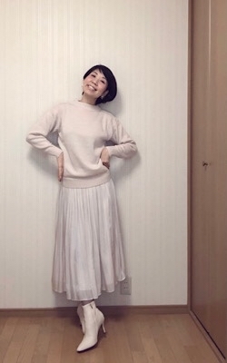 UNIQLO U　のメンズニットと白いブーツでワントーンコーデ♡_f0249610_19214298.jpg