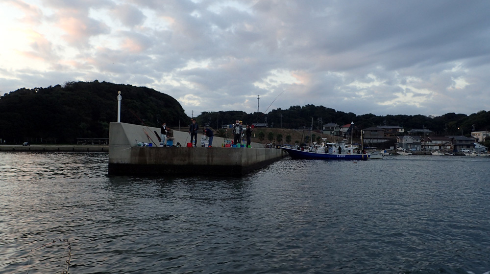 大井港よりイシダイ釣り。 2020年10月14日(水)_d0171823_21435311.jpg