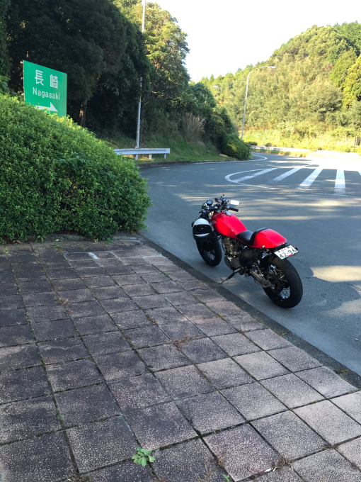 私的ブログ…バイカーは端っこ行きたがる説…(^^)編。_d0132688_18344682.jpg