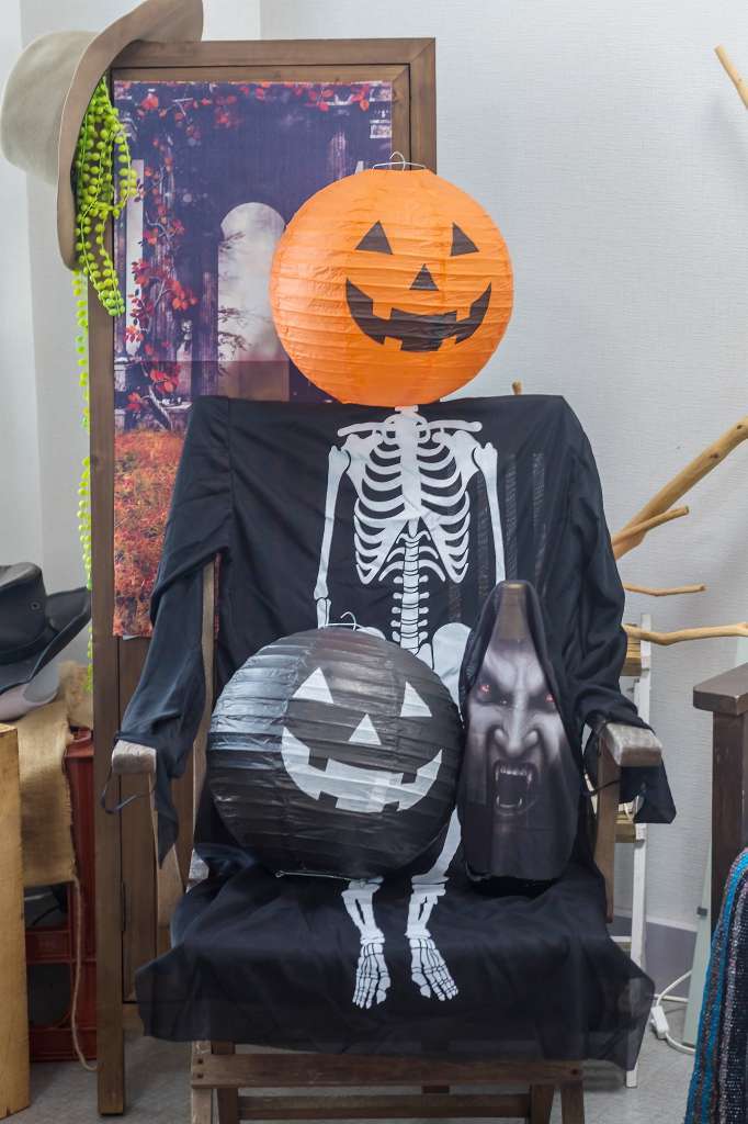 ハロウインの飾り_f0044056_16375185.jpg