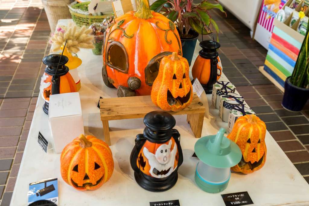 ハロウインの飾り_f0044056_16391987.jpg
