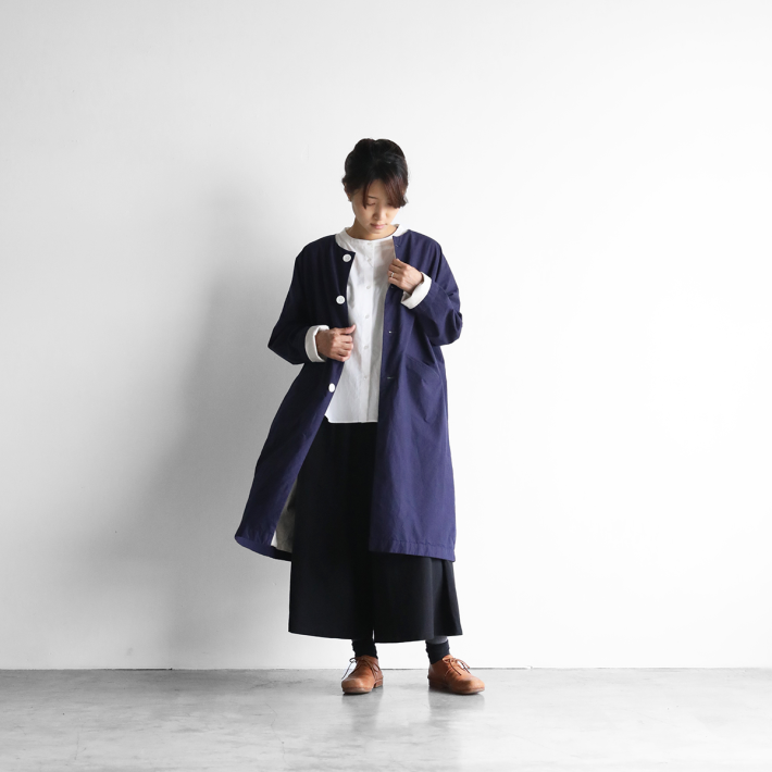 Huis ダウンプルーフコットンふかふかオーバーコート ダークネイビー